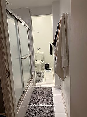 2nd image of 131 W 14th St APT 4