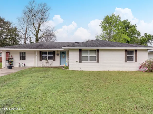 119 N Seashore Ave, Long Beach, MS 39560