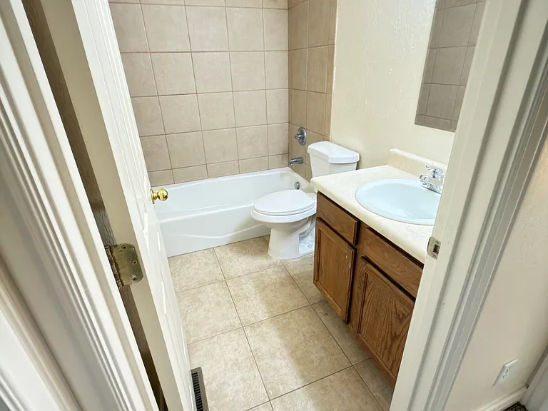 1230 E Jen Dr — Photo 5