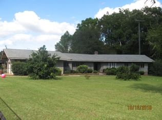 732 Falcon Crest Rd, Ambrose, GA 31512