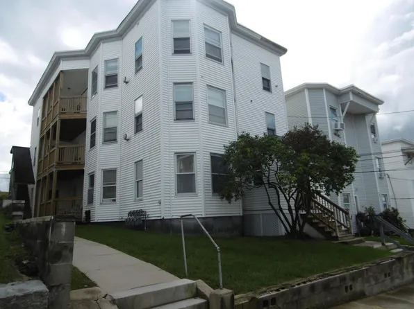 551 Silver St APT 3, Manchester, NH 03103
