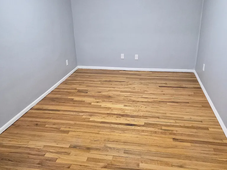 2121 Kimball St — Photo 4