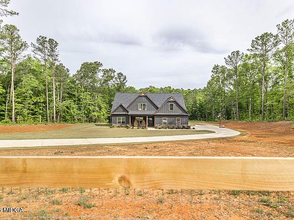 3rd image of 1204 Teagle Rd #7