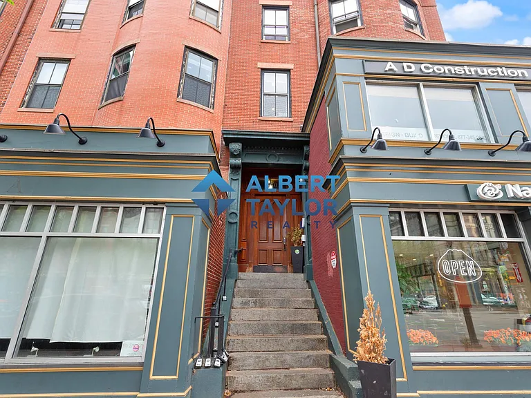 1750 Washington St #10 — Photo 15