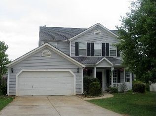 5727 Falls Ridge Ln, Charlotte, NC 28269