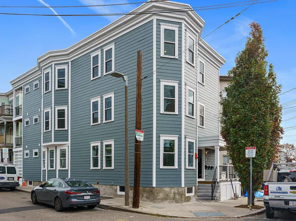 26 Crescent Ave, Dorchester, MA 02125
