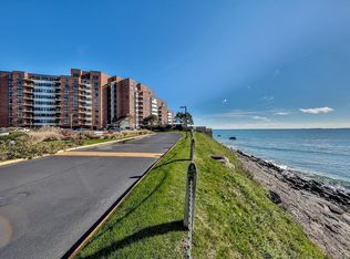 1 Seal Harbor Rd APT 313, Winthrop, MA 02152