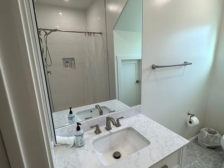 10916 Arleta Ave — Photo 7