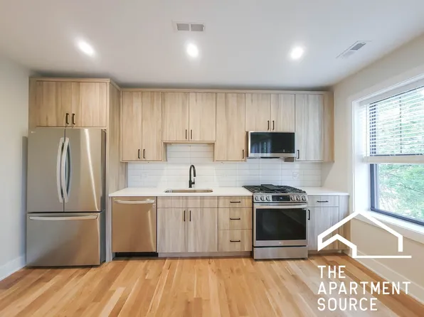 2237.5 N Bissell St, Chicago, IL