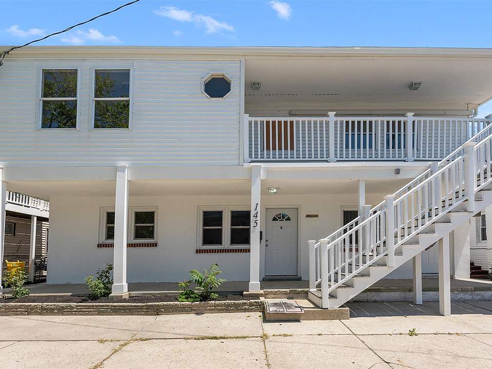 1st image of 3817 Arctic Ave