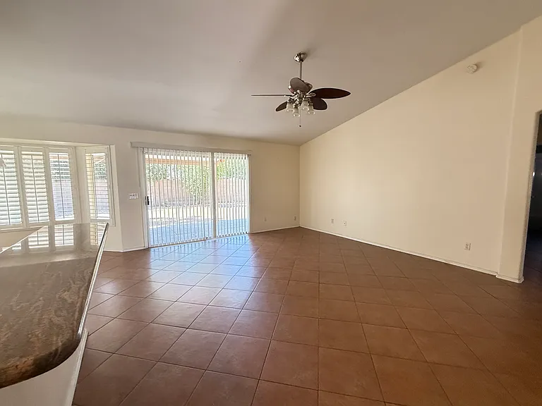 844 N Granite St — Photo 7