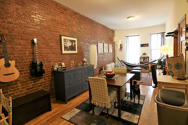 Rented by JK Dansar Corp | media 2