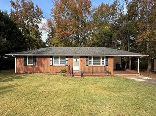 7 Elf Ln, Greenville, SC 29617