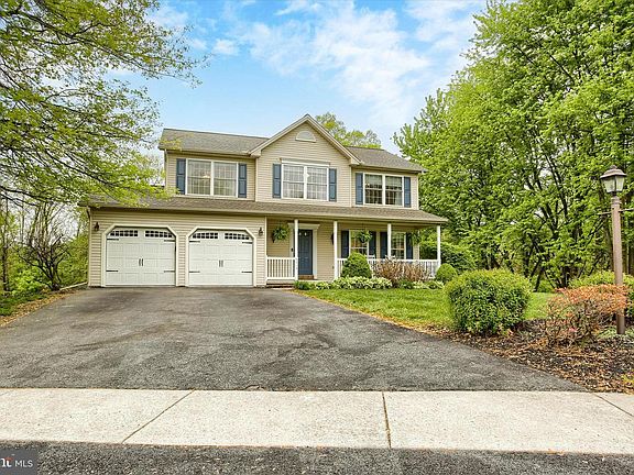 2nd image of 6319 Valleybrook Dr