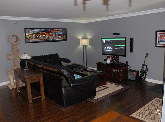 3rd image of 140 W Wood St Unit 122