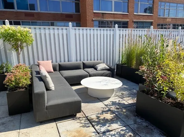 110 Horatio Street image 8 of 10