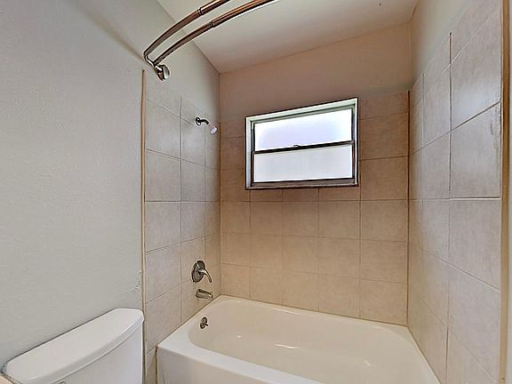 2nd image of 1549 Crossridge Dr #1