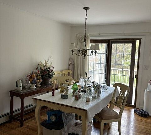 3rd image of 30 Hawley Rd Extension