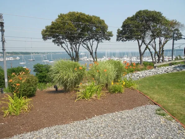 3940 Post Rd APT 18, Warwick, RI 02886