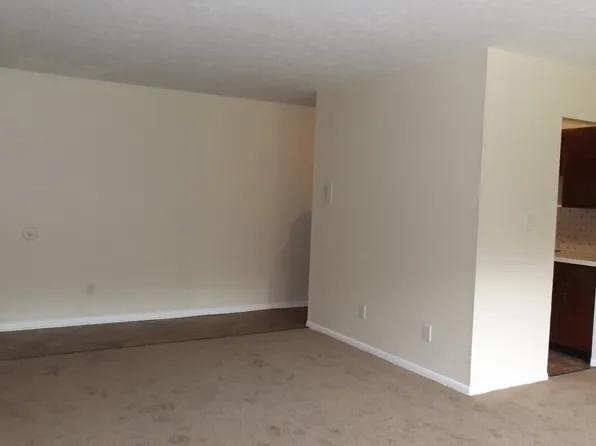 Silver Meadows, 841 Silver Meadows Blvd #9fec4aa64, Kent, OH 44240