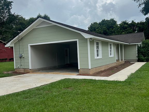 2nd image of 2117 Shadywood Dr