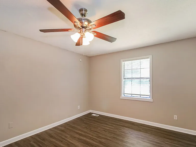 9227 Chestnut Lake Dr — Photo 11
