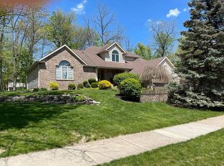321 Eagle Point Ct, Fort Wayne, IN 46845