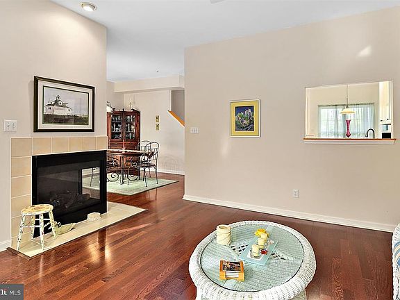 5th image of 1004 Baybreeze Ln