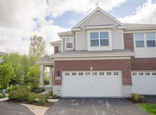 1012 Ravendale Ct, Naperville, IL 60540