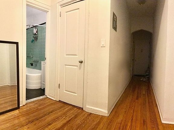 4th image of 301 Sterling St APT 1B