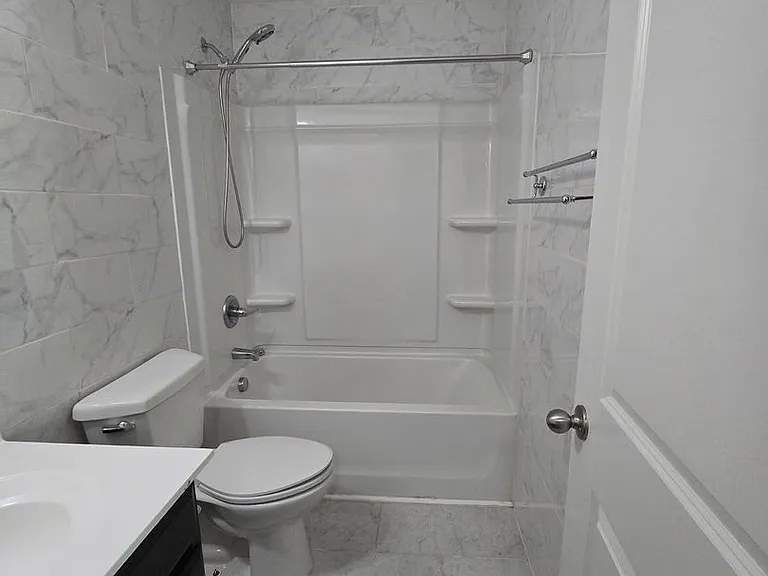 1728 Joseph Hewes Ct — Photo 16