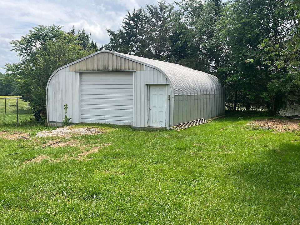 2nd image of 74 Freedom Ln