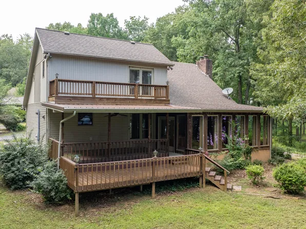 279 Bayshore Dr, Cadiz, KY 42211