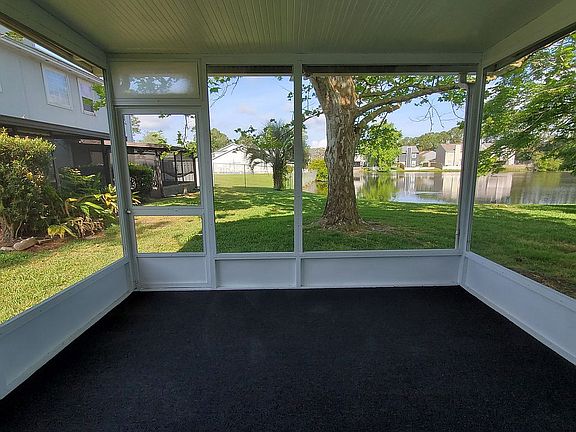 5th image of 10890 Cabbage Pond Ct
