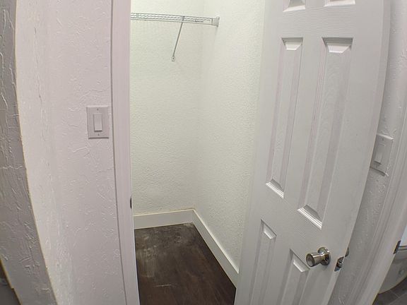 3rd image of 401 Colonia Ln E Unit 206