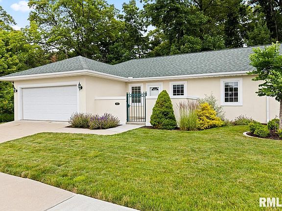 2nd image of 5715 Woodbriar Ln