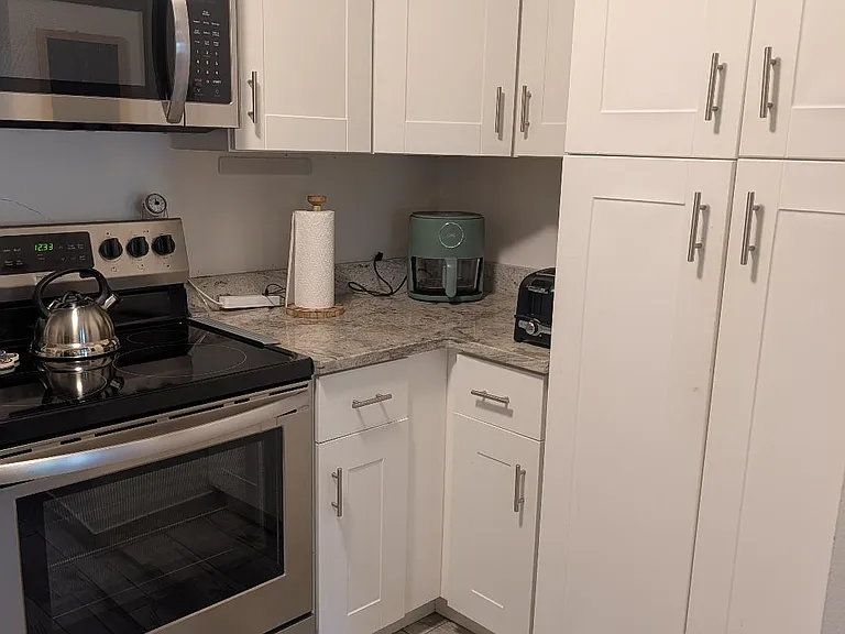 17 Hastings Ct #A — Photo 10