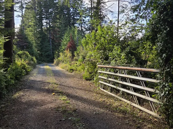 45088 Highway 101, Sixes, OR 97476