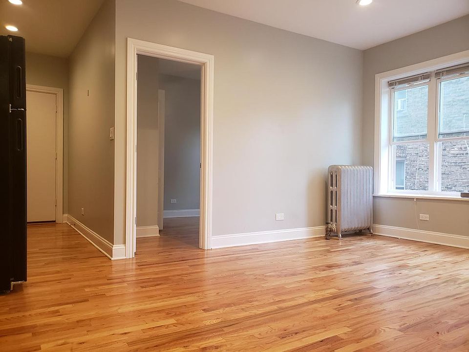 1st image of 4551 N Christiana Ave APT 1