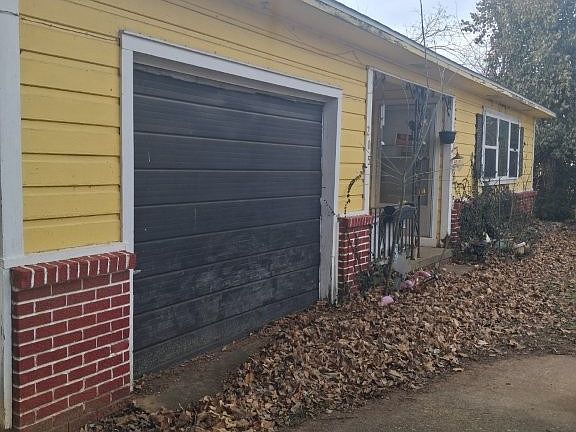 2nd image of 205 NW G St