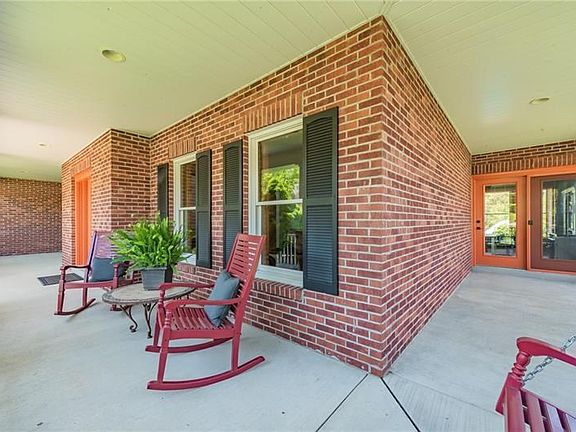 2nd image of 1551 Rosewood Cir