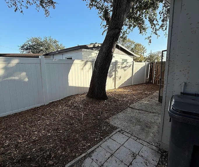 4516 Fountainbleau Rd — Photo 15