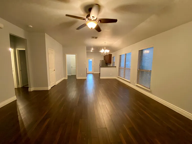 1313 Land Oak Rd — Photo 3
