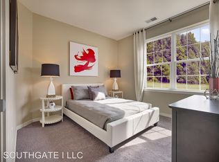 2 Schindler Ct APT 9, Middletown, NY 10940