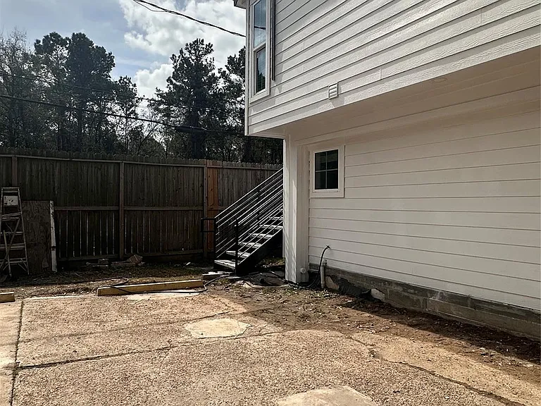 5420 Aldine Bender Rd — Photo 2