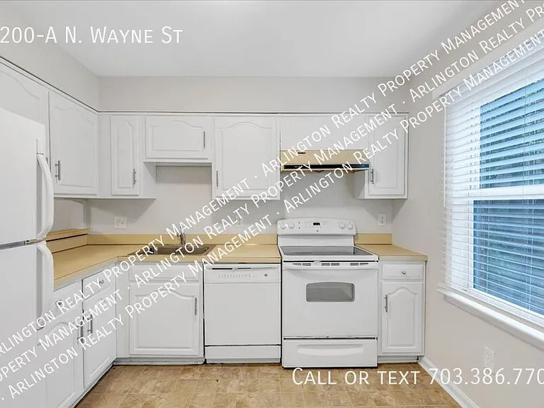 1200A N Wayne St — Photo 17