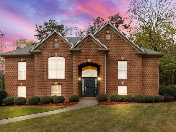 56 Woodbury Dr, Sterrett, AL 35147