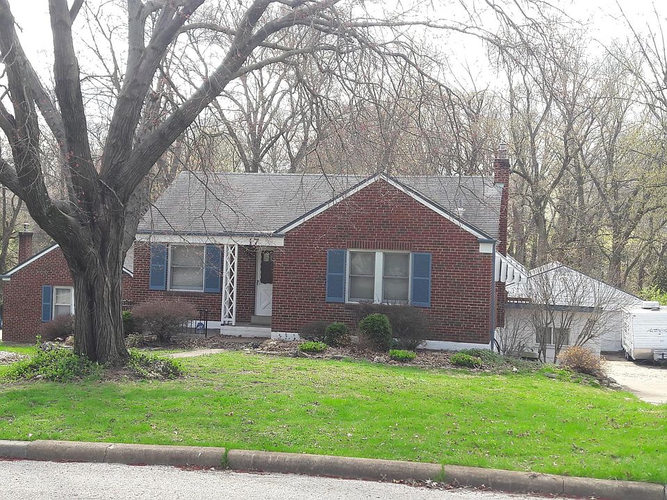 1st image of 17 N Barat Ave