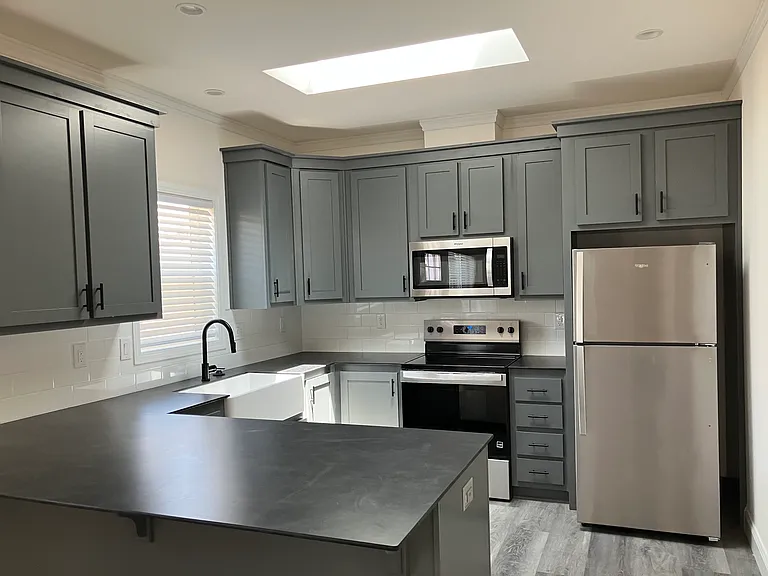 140 Fairview Dr #A — Photo 9