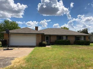 311 Moran Cir, Jewett, TX 75846